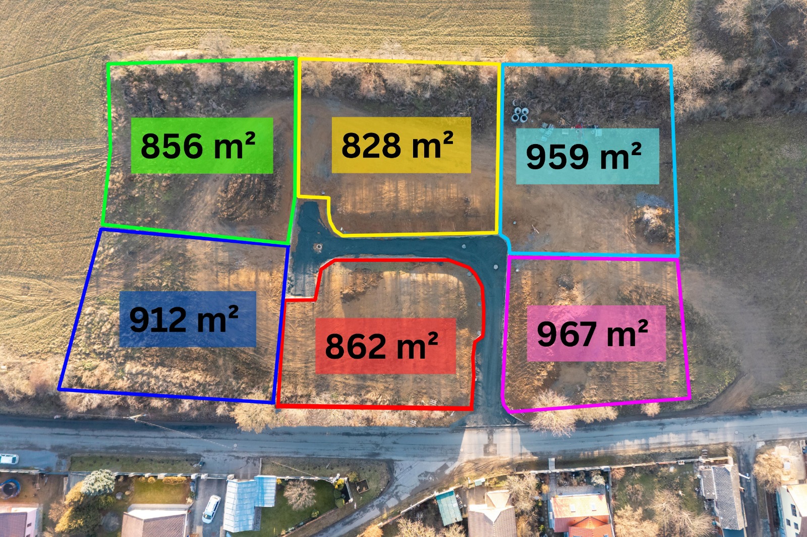Prodej lukrativních pozemků k výstavbě RD v Čisovicích, okr. Praha Západ