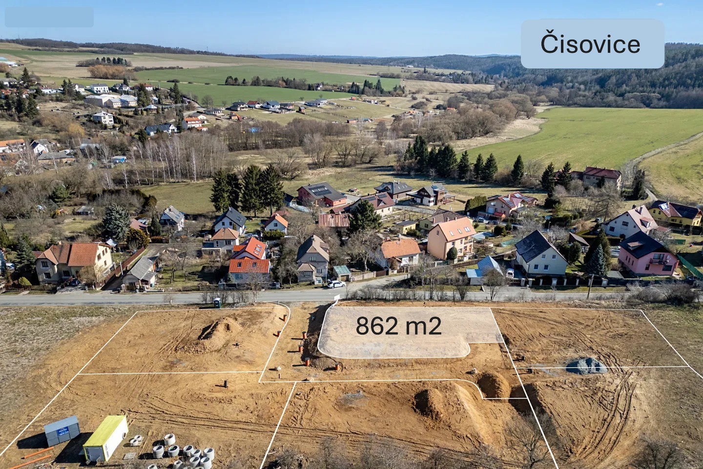 Prodej lukrativních pozemků k výstavbě RD v Čisovicích, okr. Praha Západ